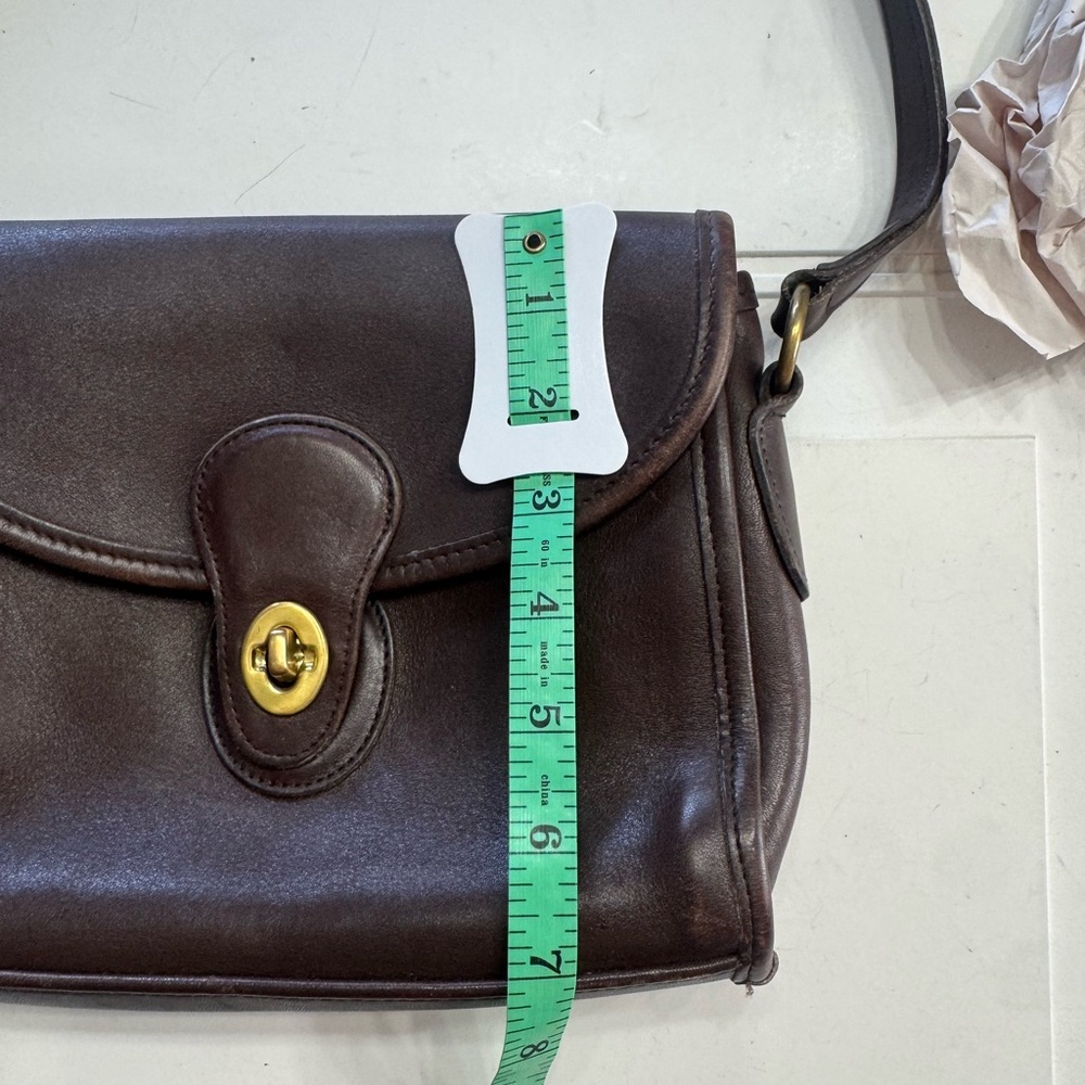 Coach Vintage Devon Mahogany Brown 9908 Crossbody Bag Purse Turnlock Leather - Picture 8 of 8